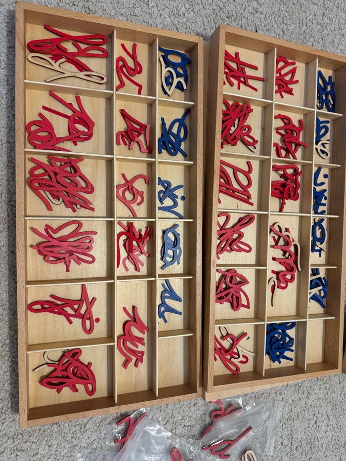 Lettres scripts Montessori