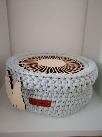 Grand panier crocheté