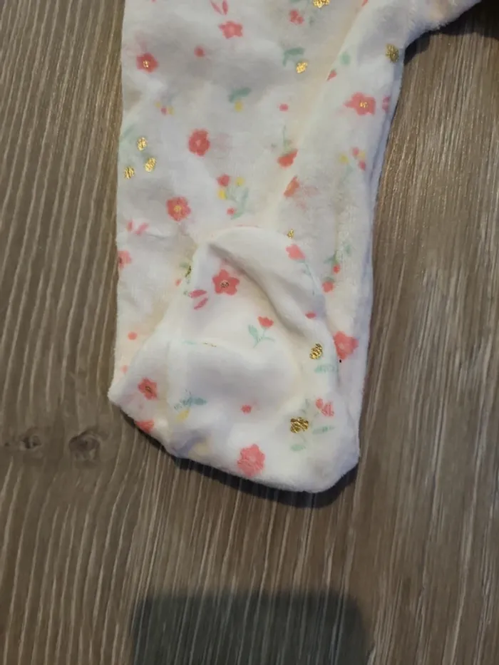 Pyjama 1 pièce 9 mois - photo numéro 4