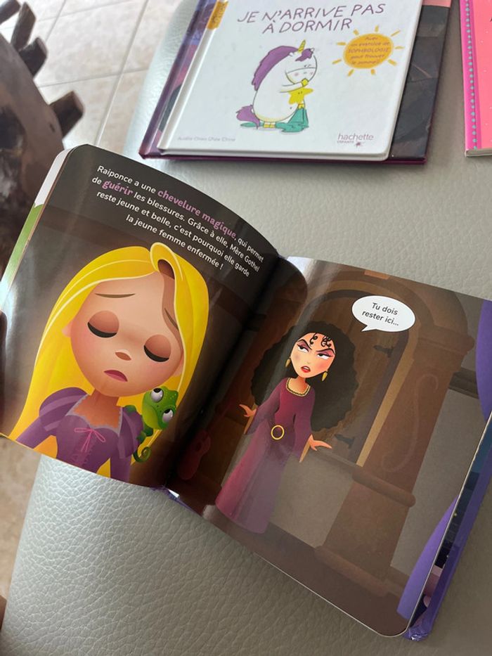 Lot livres fille - photo numéro 4