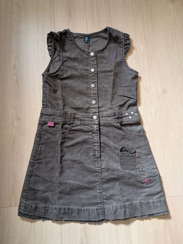 Gros lot robes fille 5 ans, pantacourt et chemise de nuit - photo numéro 7