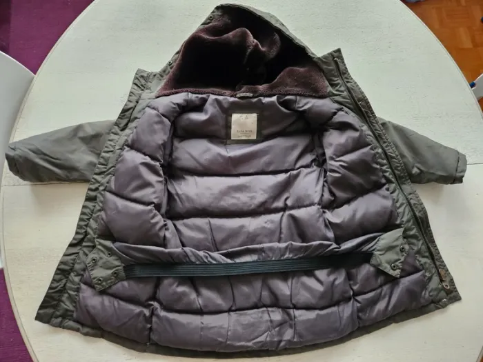 Manteau Zara Boys kaki 6 ans avec jupe anti-neige, parfait pour le ski - photo numéro 9