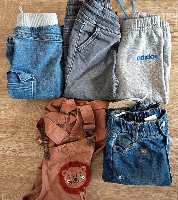 Lot de pantalon en très bon état