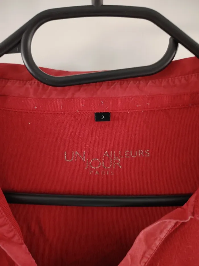 polo rouge taille 3 - photo numéro 4