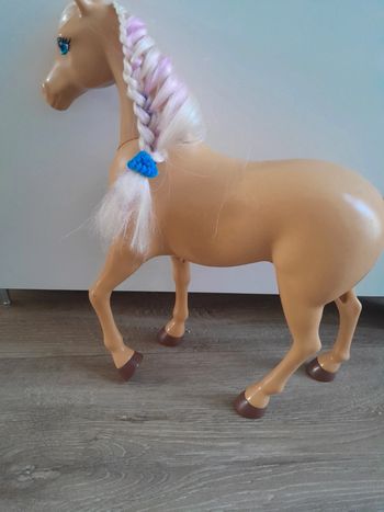 Cheval barbie à coiffer 💫Mattel💫2020💫