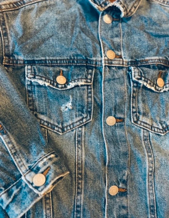 💙 Veste en jean Zara garçon – 6 ans – Effet usé tendance 💙 - photo numéro 4