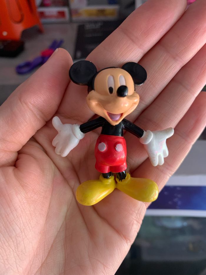 Figurine