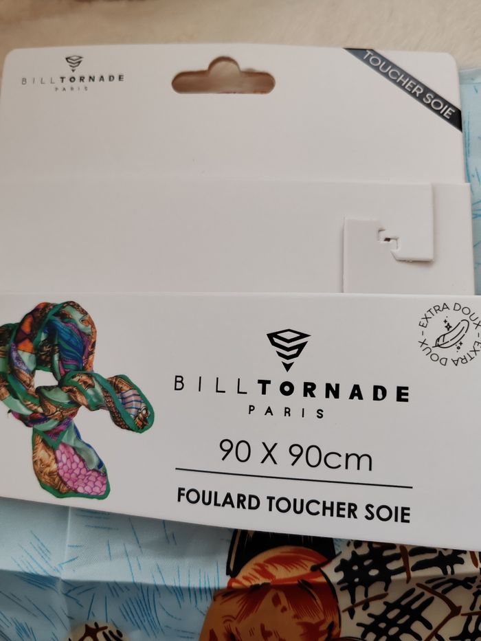 Foulard toucher soie - photo numéro 3