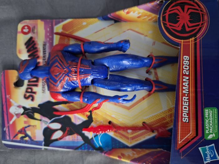 Spider-Man Marvel Across The Spider-Verse, Spider-man 2099