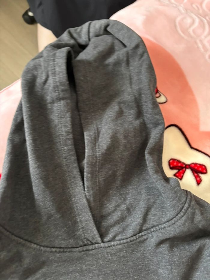 Sweat gris - photo numéro 6