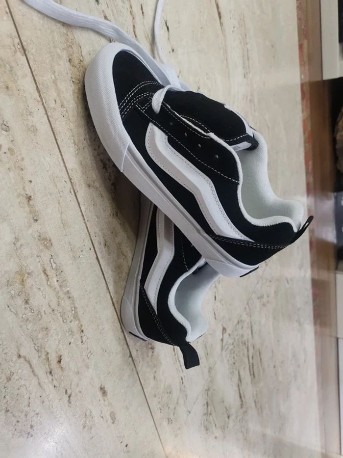 Chaussures baskets Vans unisexes 38