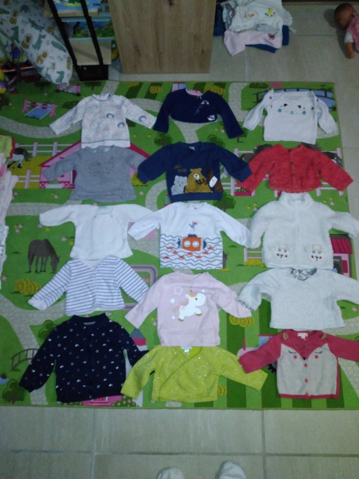Lot de 201 vêtements fille 6 mois - photo numéro 6