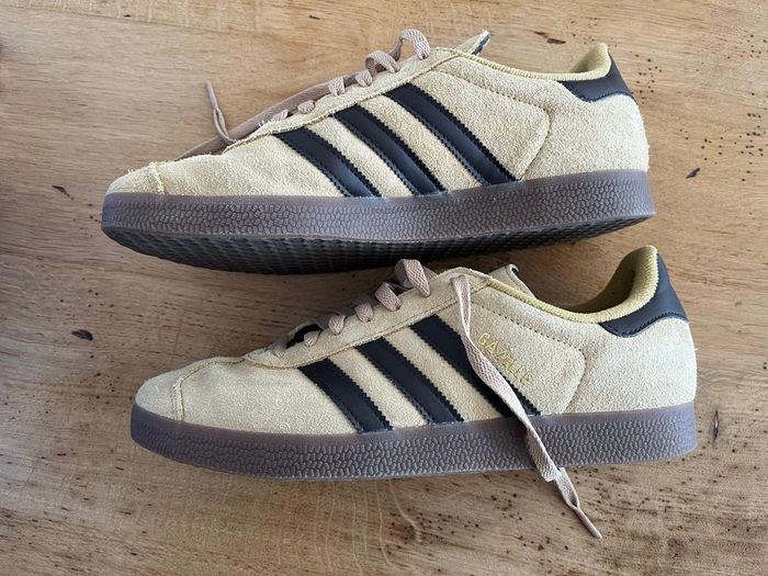 Adidas gazelle taille 42 2/3 - photo numéro 5