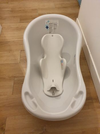 Baignoire bébé + siège de bain