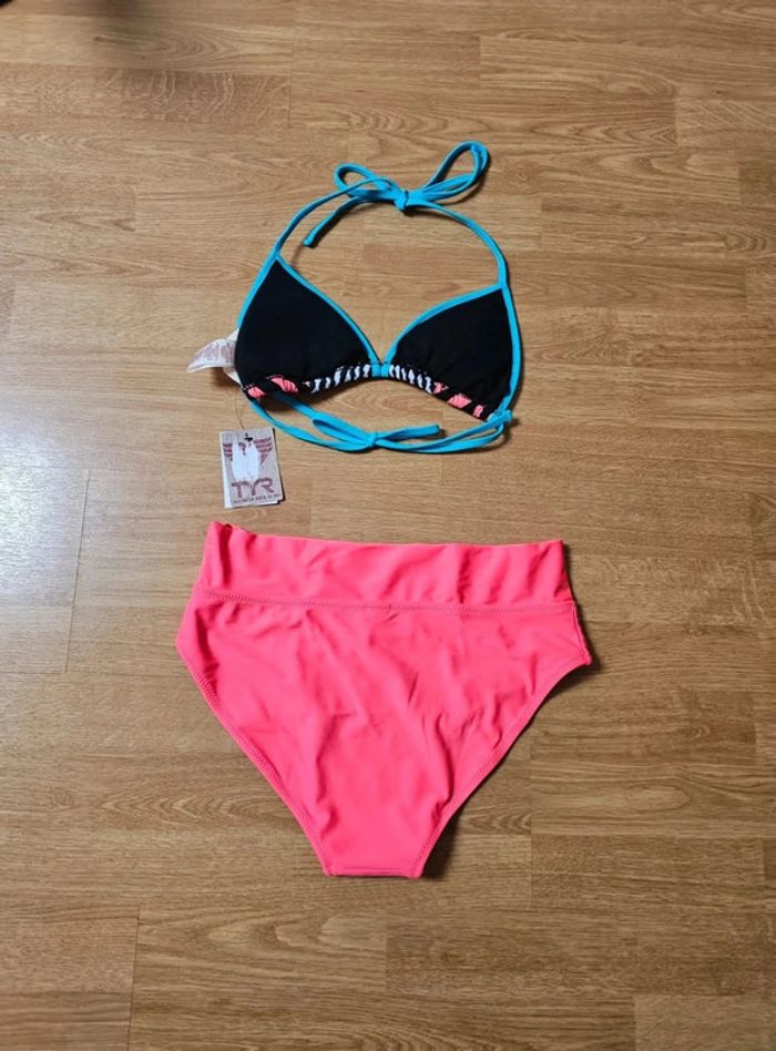 Magnifique maillot de bain rayé - photo numéro 5