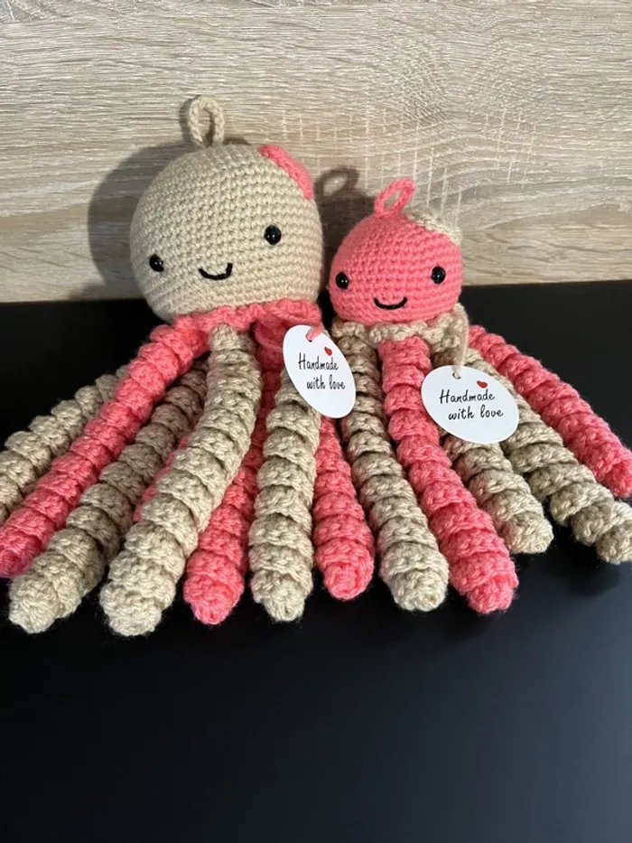 Lot de 2 Pieuvres au crochet * La maman et son bébé 💕* Naissance / 44 cm·Neuf avec étiquette