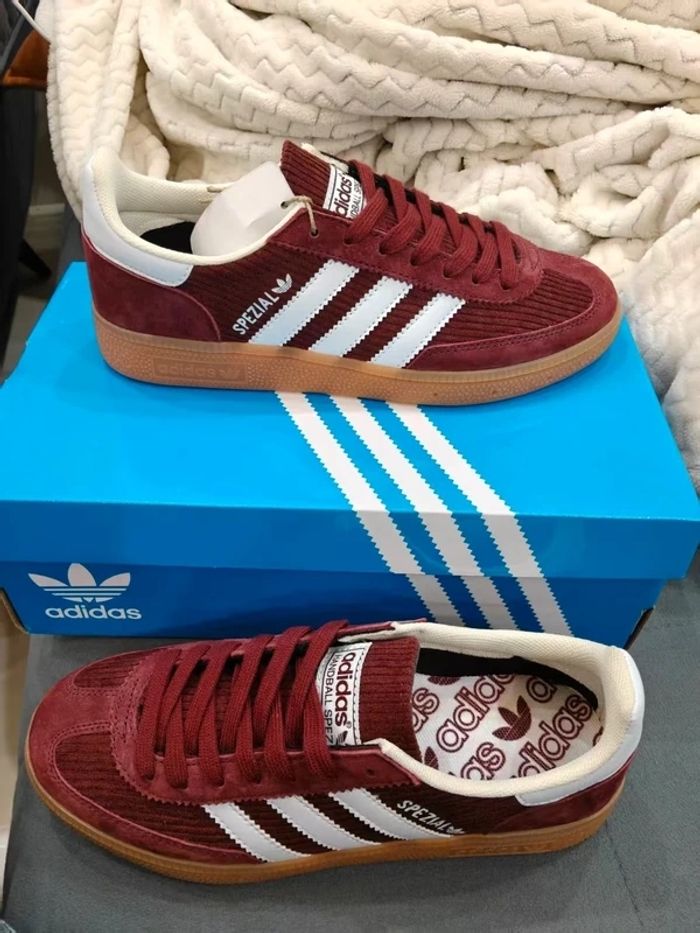 Adidas Handball spezial Size 39 - photo numéro 3