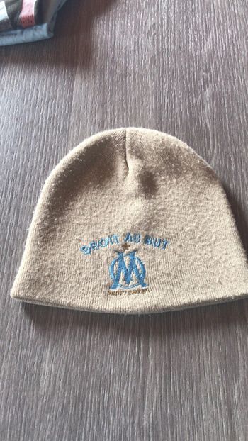 Bonnet droit au but OM