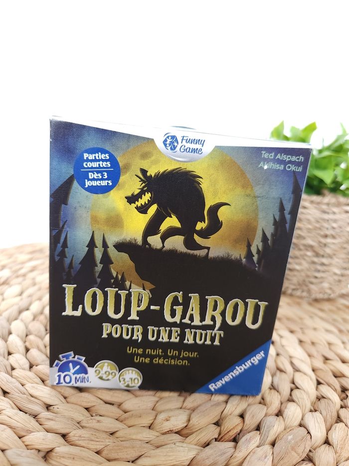 Jeu de cartes Loup-Garou pour une nuit Ravensburger - photo numéro 2