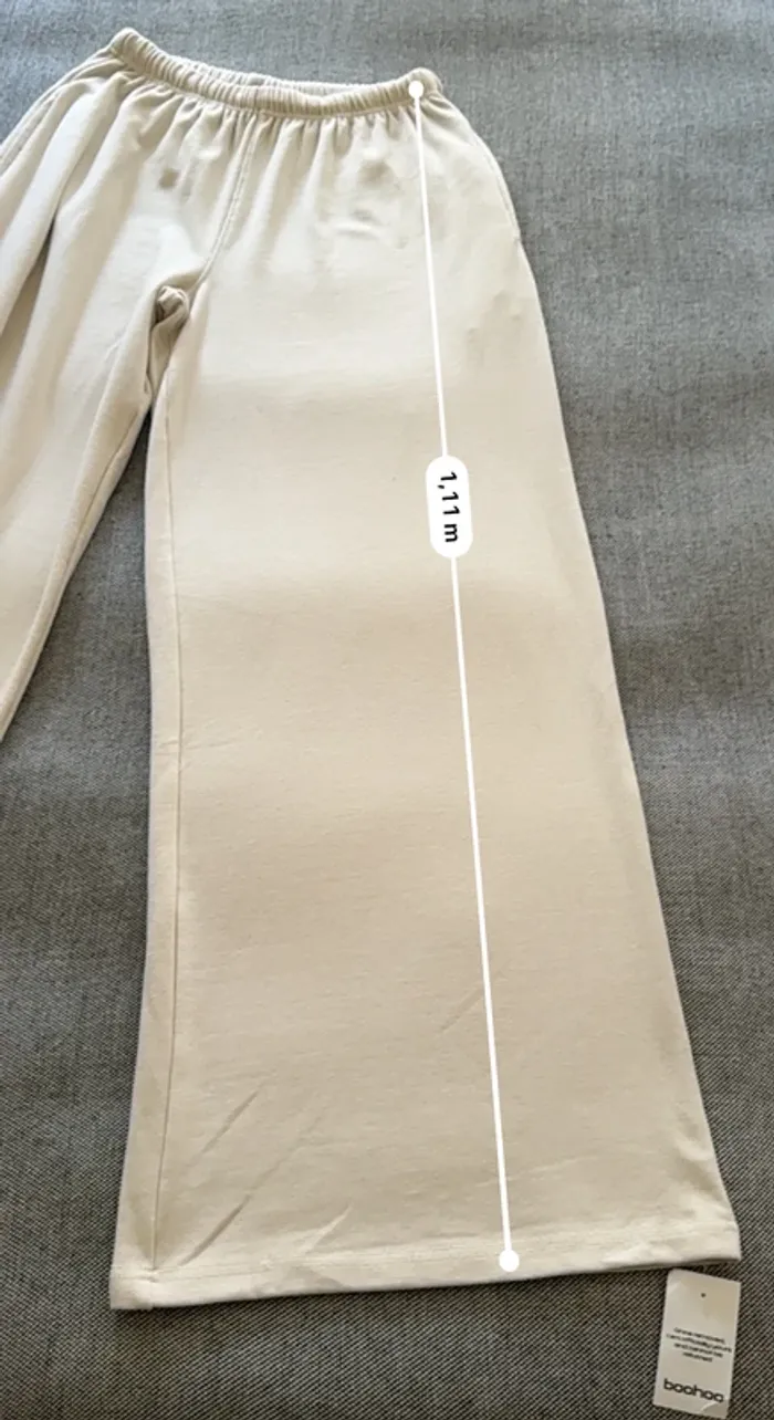 Pantalon Boohoo Basics - Coupe Droite Côtelée - Beige / Stone - Neuf - Taille 40 - Valeur 25€ - photo numéro 8