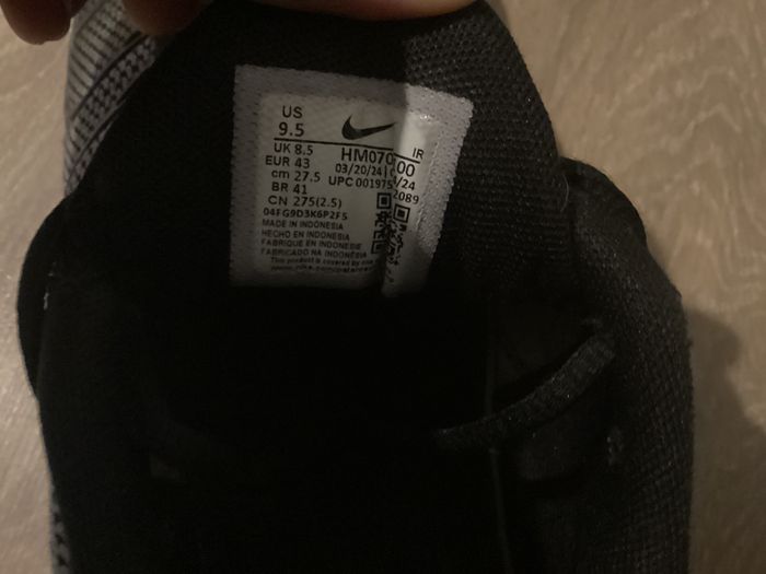 Nike air max plus (dégradé de noir et blanc)  rentable et en tres bon état - photo numéro 4