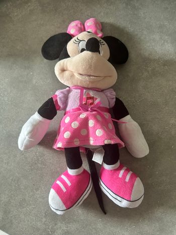 Peluche musical Minnie Disney 