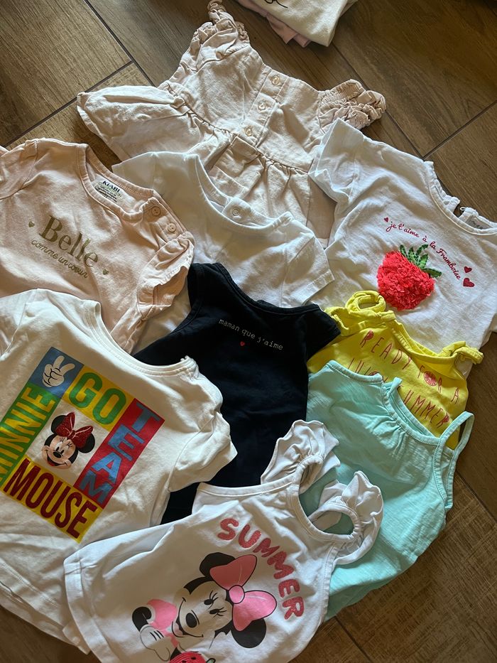 Lot vêtement bébé taille 6 mois - photo numéro 2
