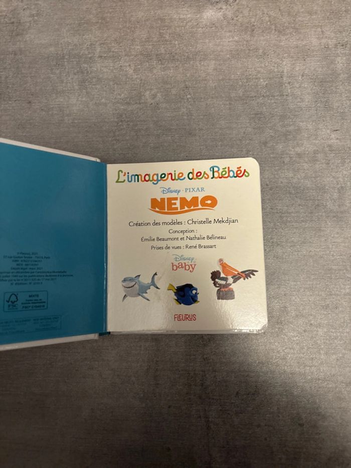 Livre Disney, l’imagerie des bébés Nemo - photo numéro 2