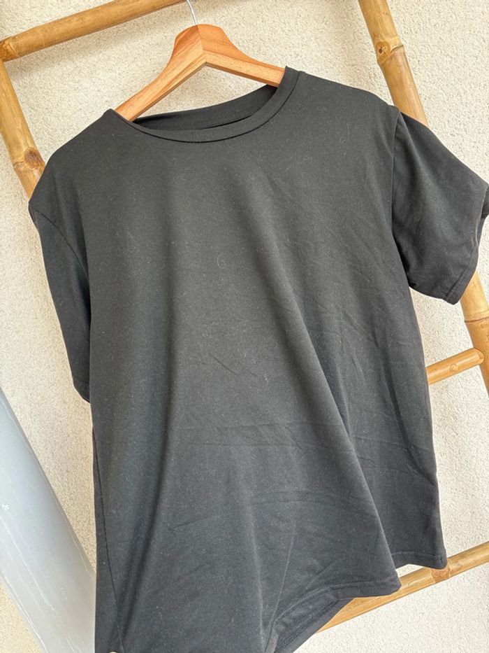 t-shirt uni noir basique taille L Shein - photo numéro 3