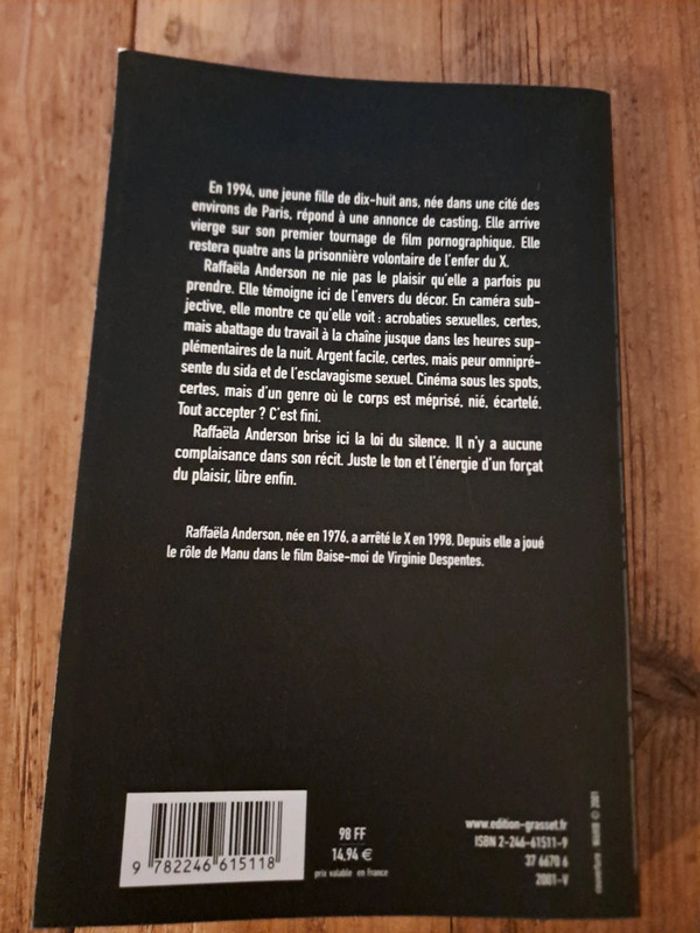 Livre Hard, Raffaëla Anderson - photo numéro 2