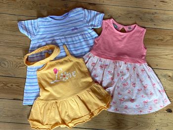 Lot de 3 robes taille 68