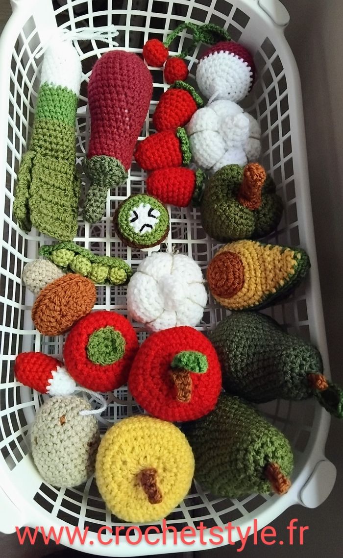 Lot de dînette crochet jouet