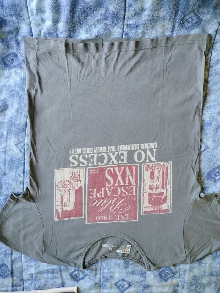 T-shirt no excess