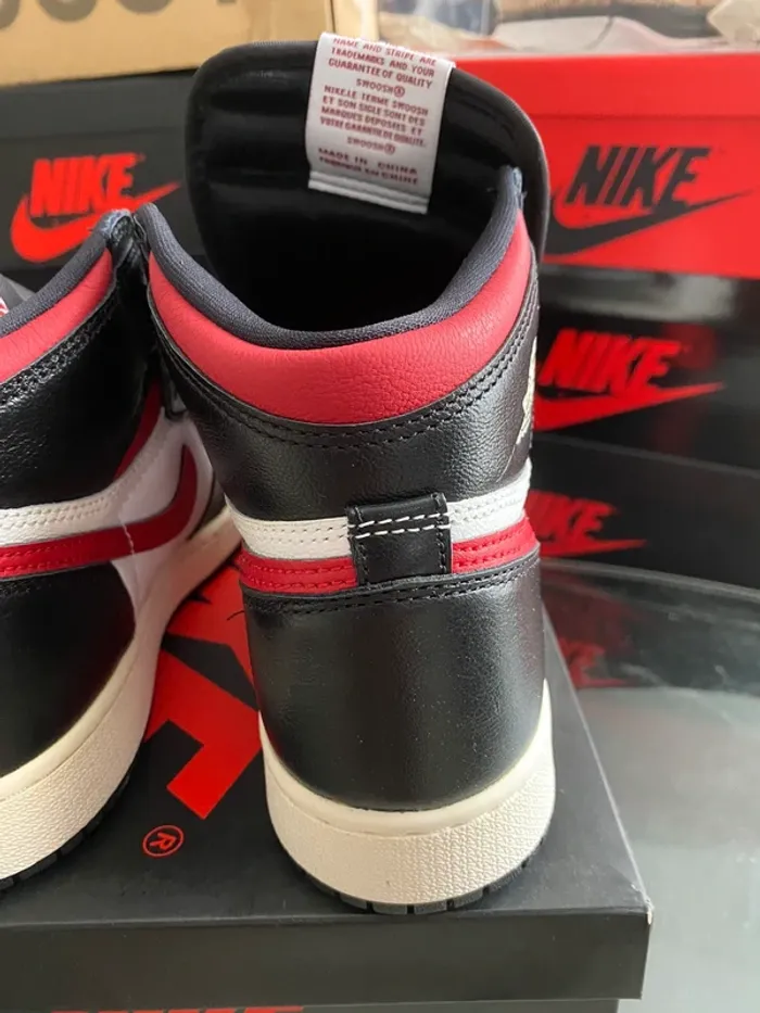 Jordan 1 high retro noir gym red - photo numéro 4