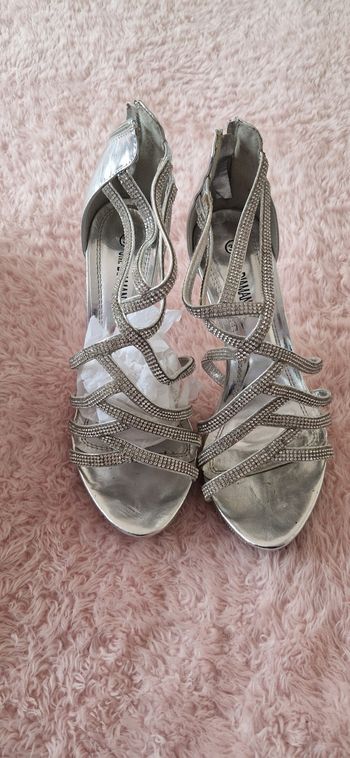 Chaussures à talons strass