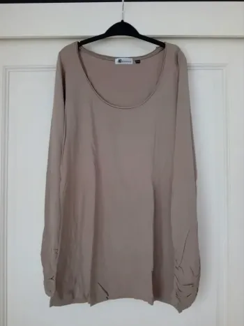 T-shirt tunique blouse taupe Kiabi 38/40