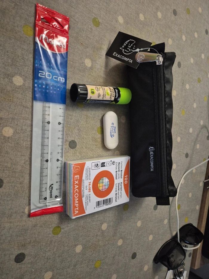 Lot fournitures scolaires - photo numéro 3