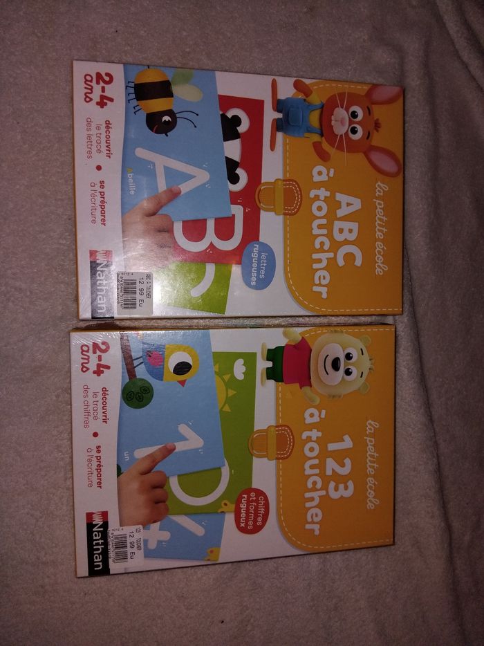 Lot de 2 jeux ABC et 123 à toucher neuf