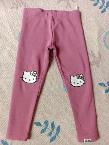 Pantalon rose chaud hiver hello kitty 5 ans c&a