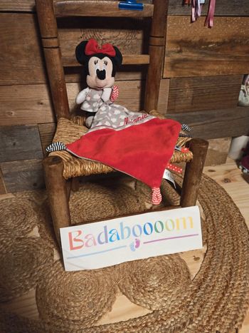 Doudou Minnie nicotoy Disney tbe