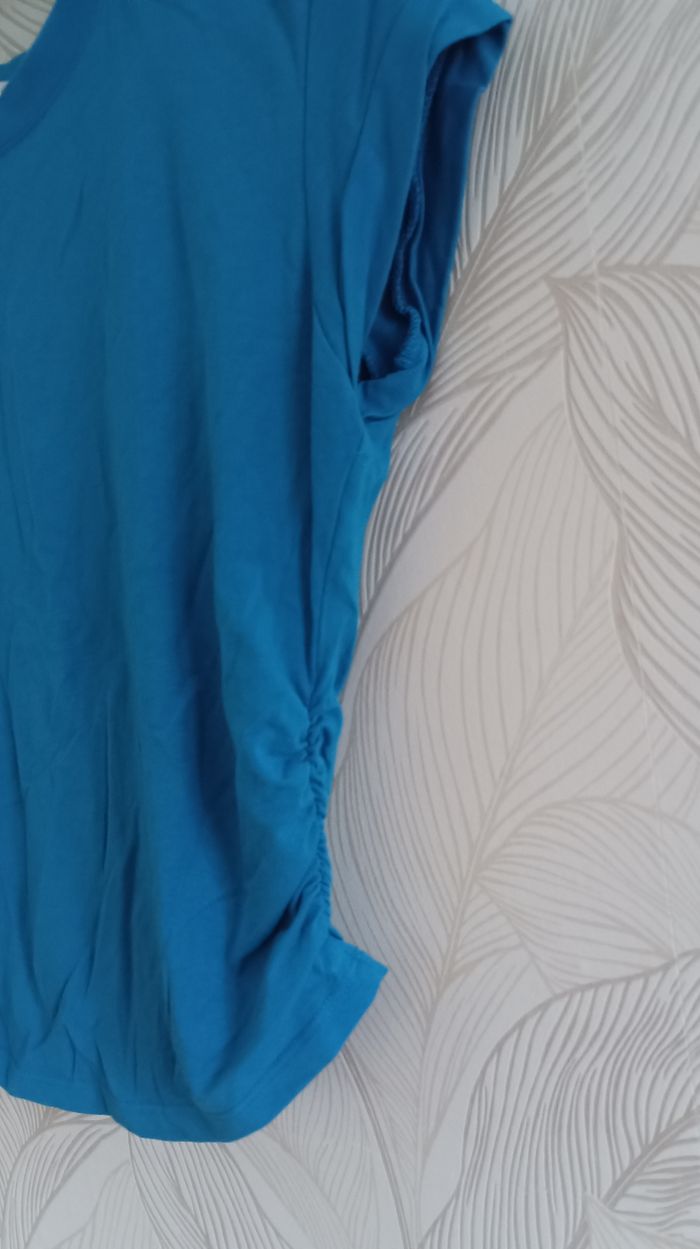 Tee-shirt court femme M - photo numéro 2