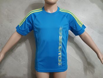 t shirt bleu et jaune et blanc Predator Taille 14 ans Adidas Neuf