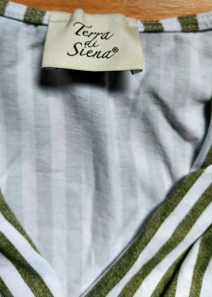 Robe lignée sans manches - photo numéro 6
