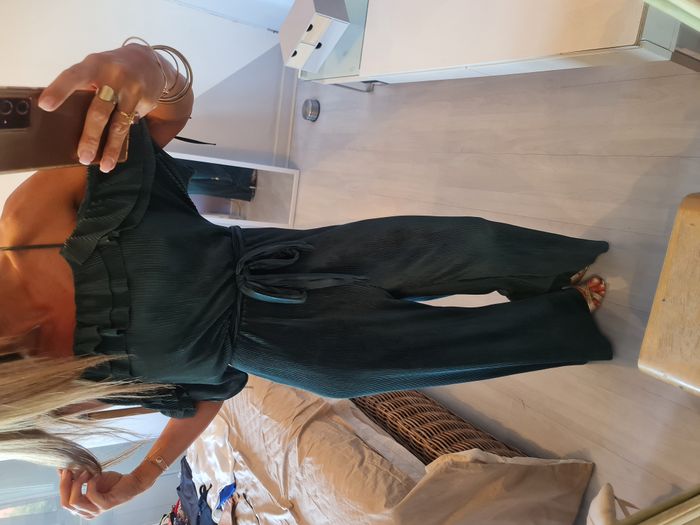 Combinaison verte bouteille plissée épaules découvertes Zara Taille 36 - photo numéro 5