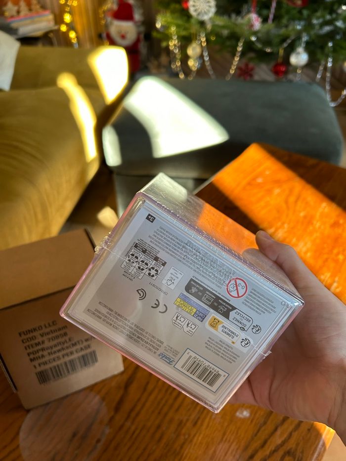 Funko Pop! Hawks n°1141 - Avec Pop! Protection - photo numéro 6