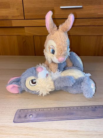 Lot peluches Pâques Disney Disneyland Paris store panpan thumper daisy lapin bambi