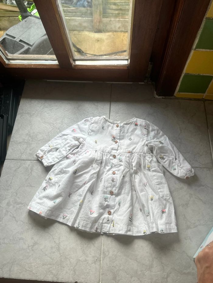 Robe neuve - photo numéro 2