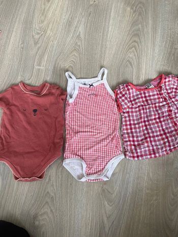 Lot bodies et chemisier vichy rouge blanc 18 mois