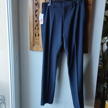Pantalon homme Neuf taille 40
