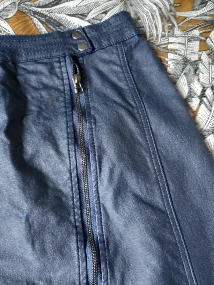 Jupe cuir bleu marine - photo numéro 2